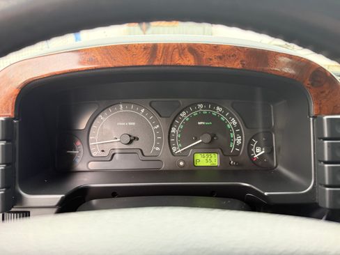 Used 2003 Land Rover Discovery SE AWD/4WD image 16