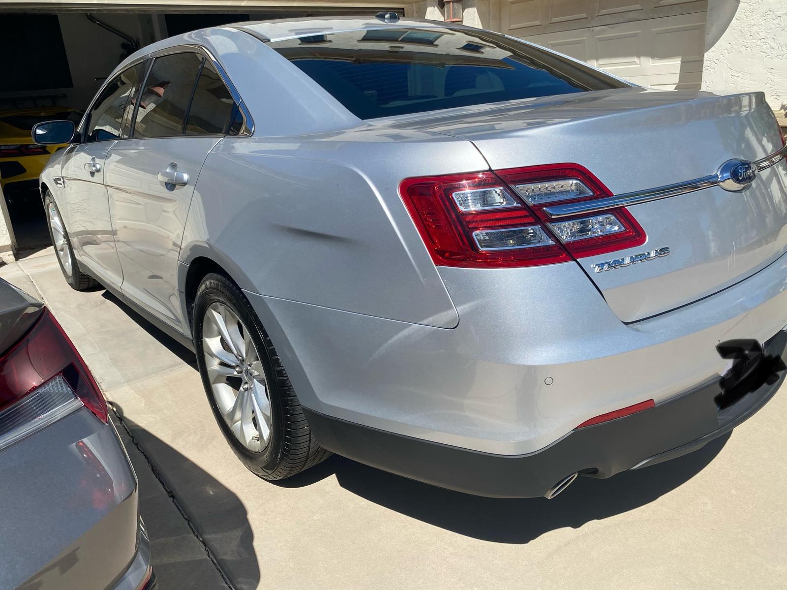 Used 2013 Ford Taurus SEL FWD image 6