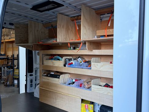 Used 2023 RAM ProMaster 2500 w/ Driver Convenience Group image 9