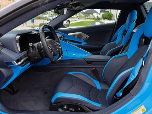 Used 2025 Chevrolet Corvette Z06 image 14