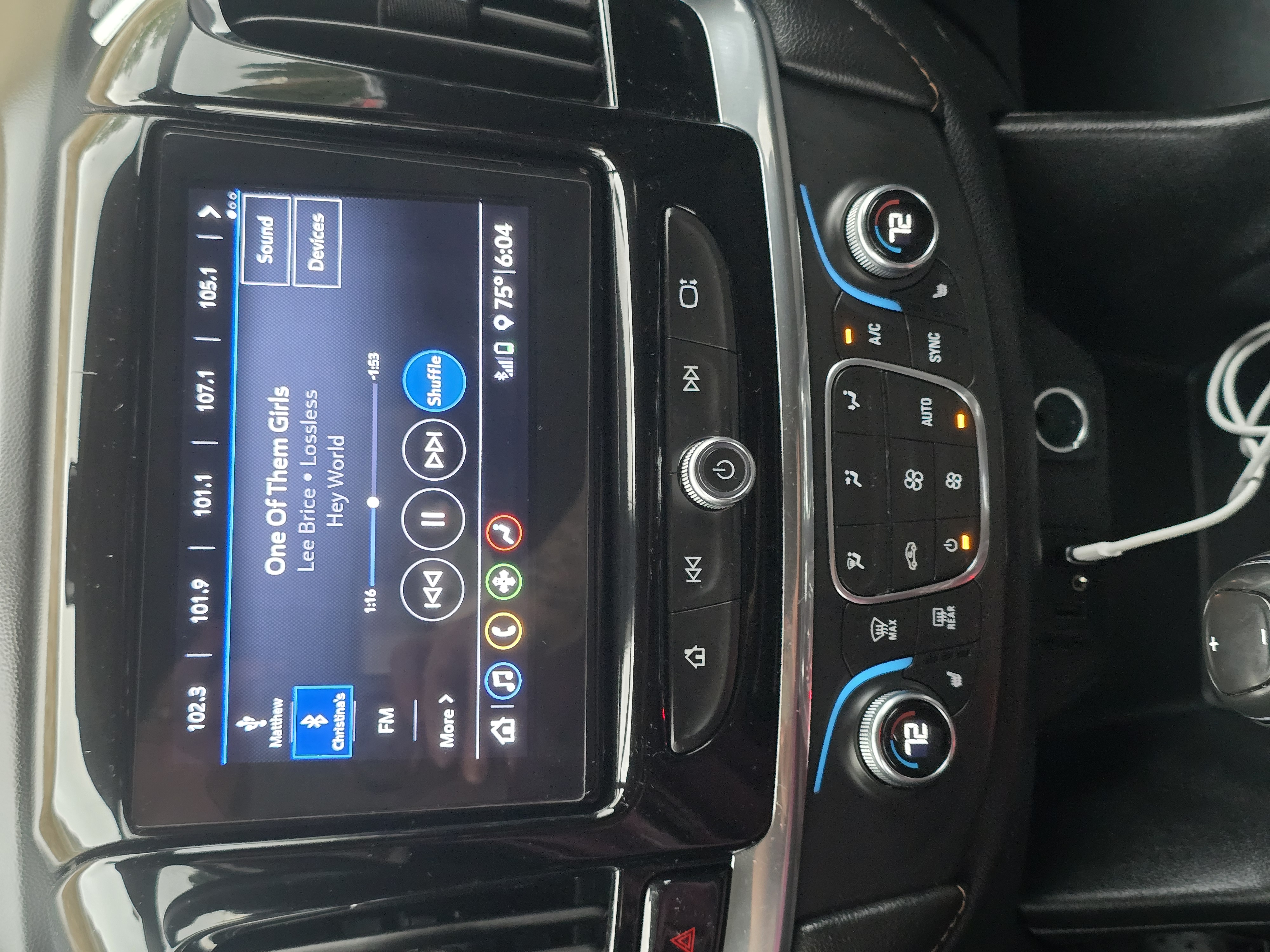 Used 2020 Chevrolet Traverse LT FWD image 11