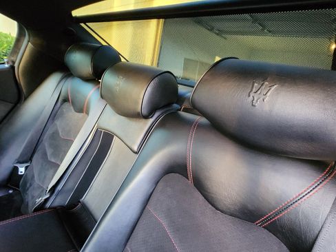 Used 2010 Maserati Quattroporte Sport GT S RWD image 17