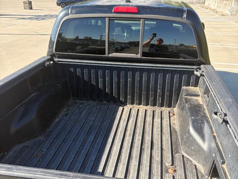 Used 2010 Toyota Tacoma 4x4 Double Cab image 14