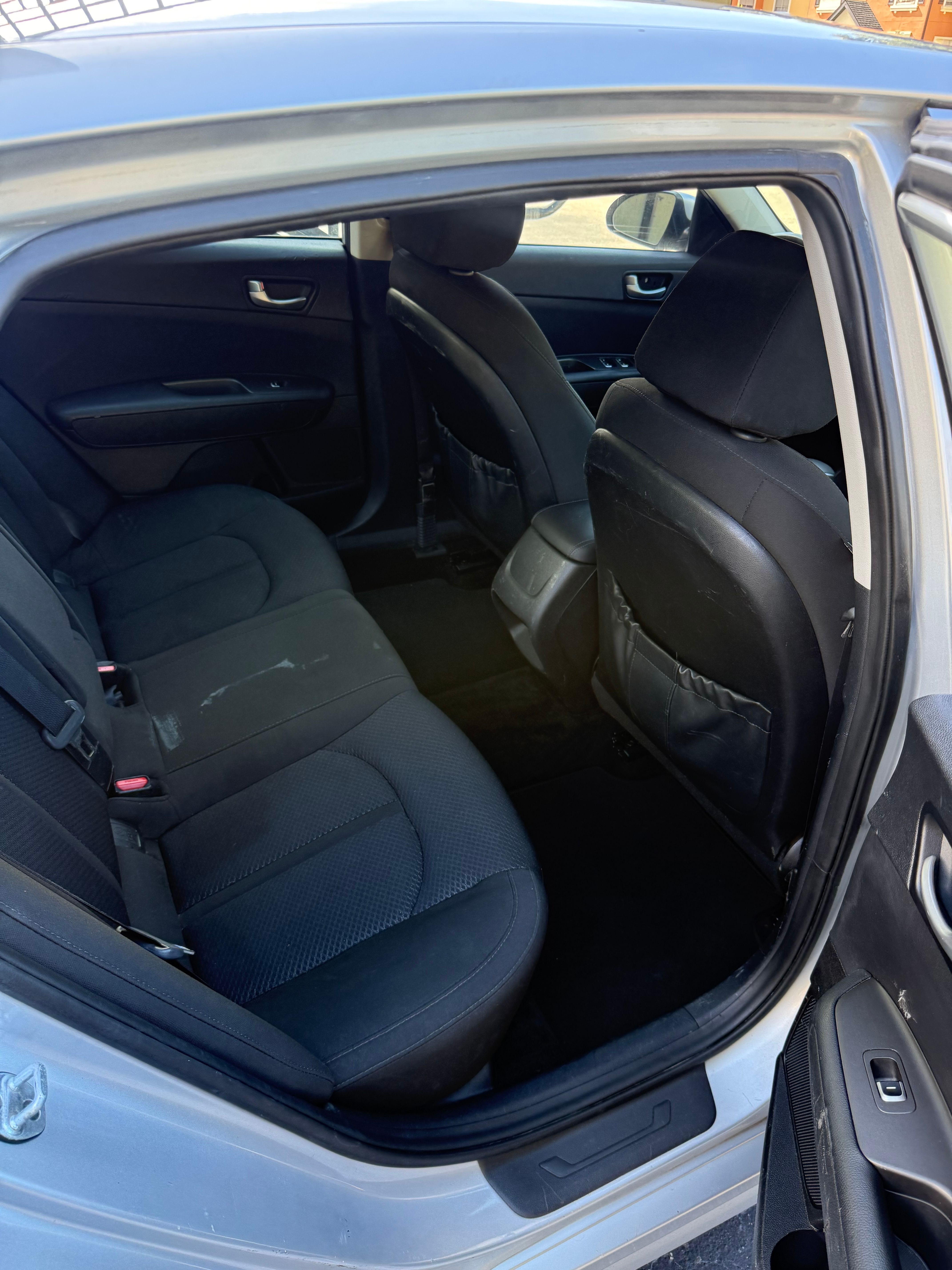 Used 2018 Kia Optima LX FWD image 17