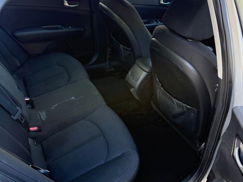 Used 2018 Kia Optima LX FWD image 17
