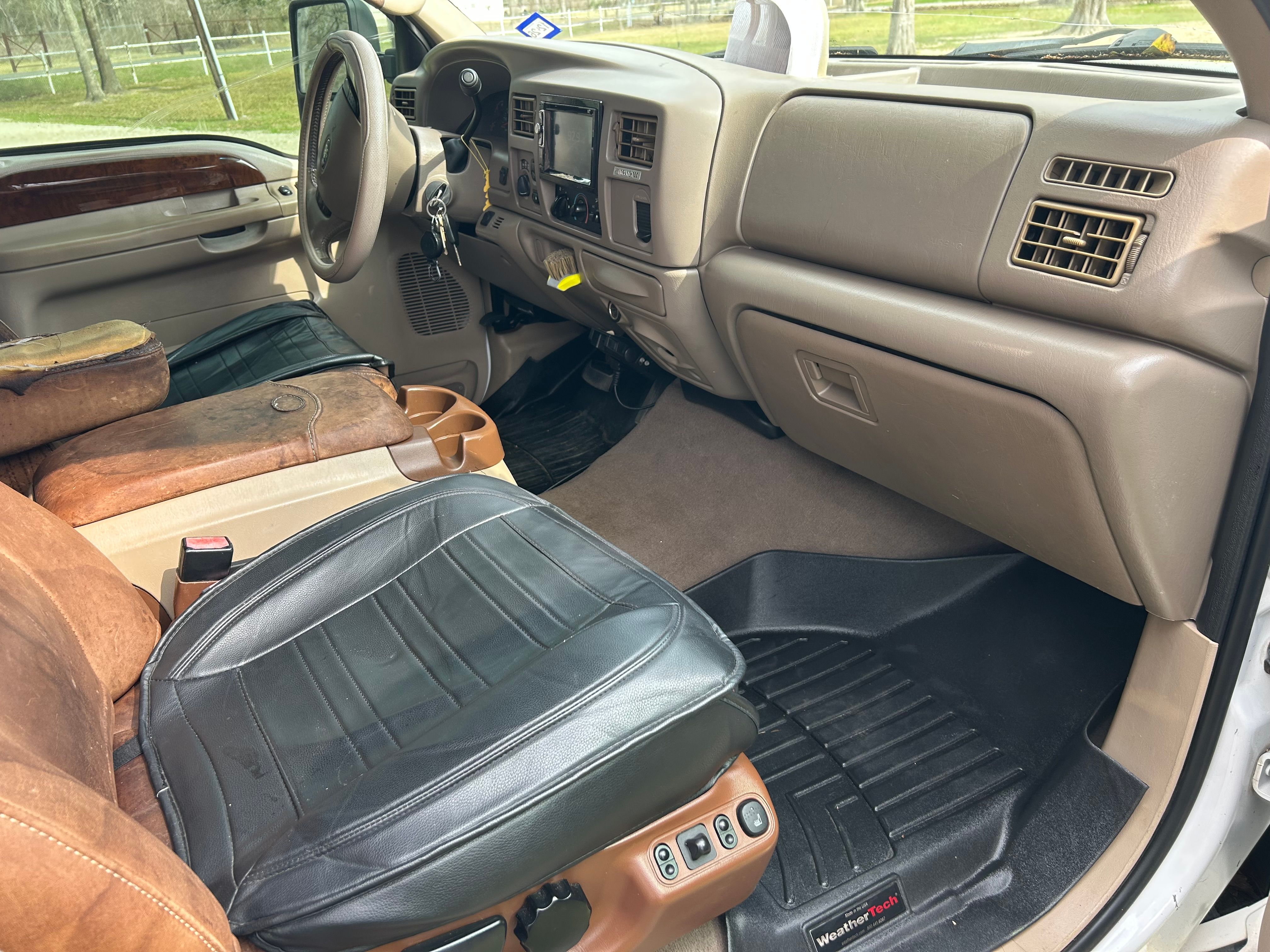 Used 2004 Ford F350 King Ranch AWD/4WD image 5