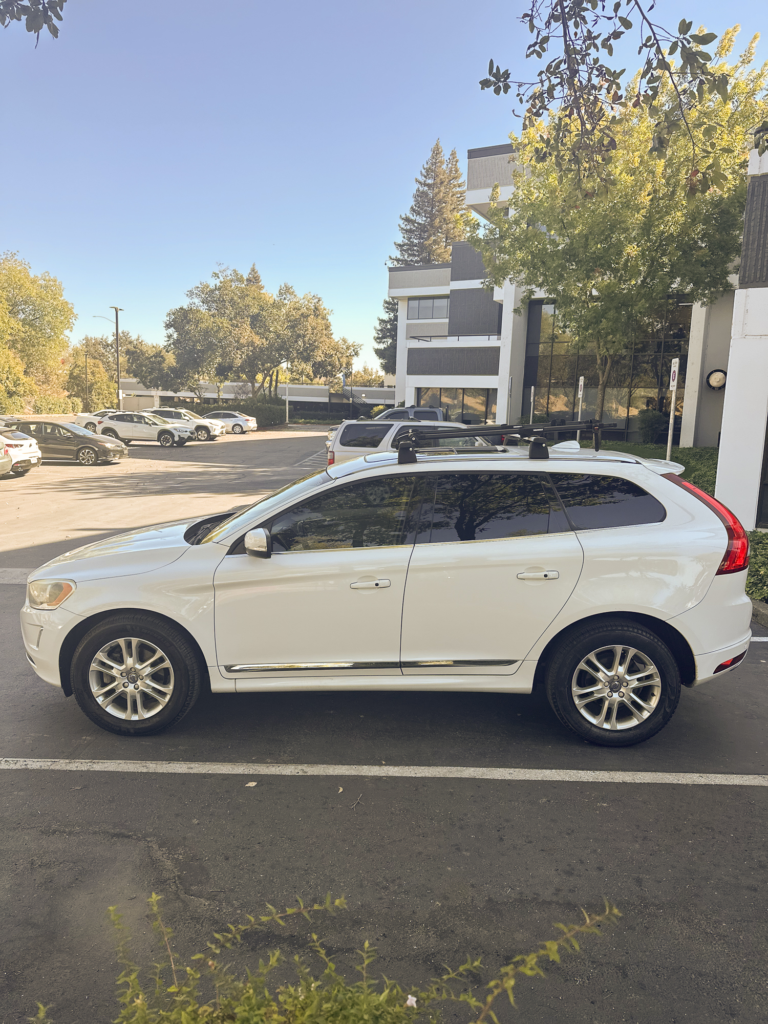 Used 2016 Volvo XC60 T5 Premier FWD image 4