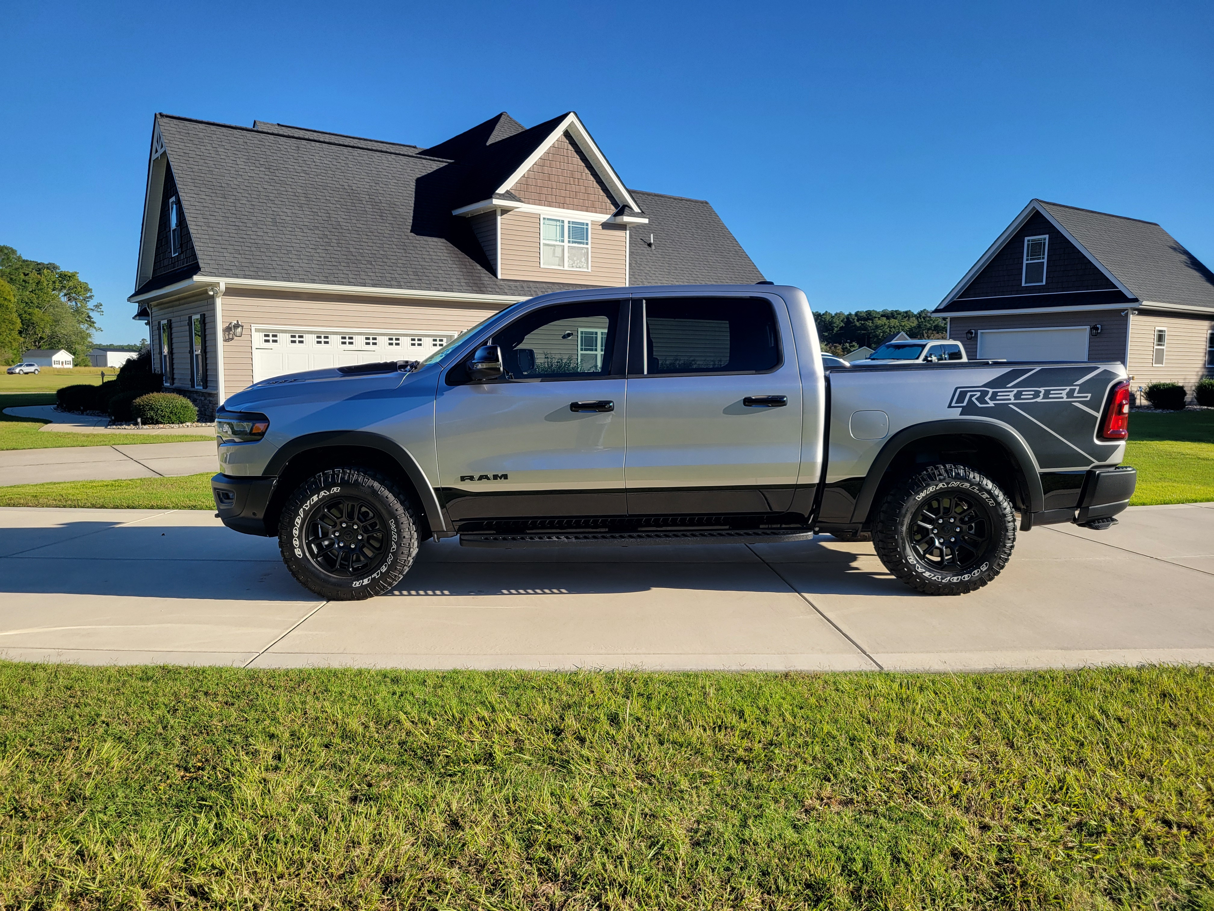 Used 2025 RAM 1500 Rebel w/ Rebel Level 2 Equipment Group AWD/4WD image 6