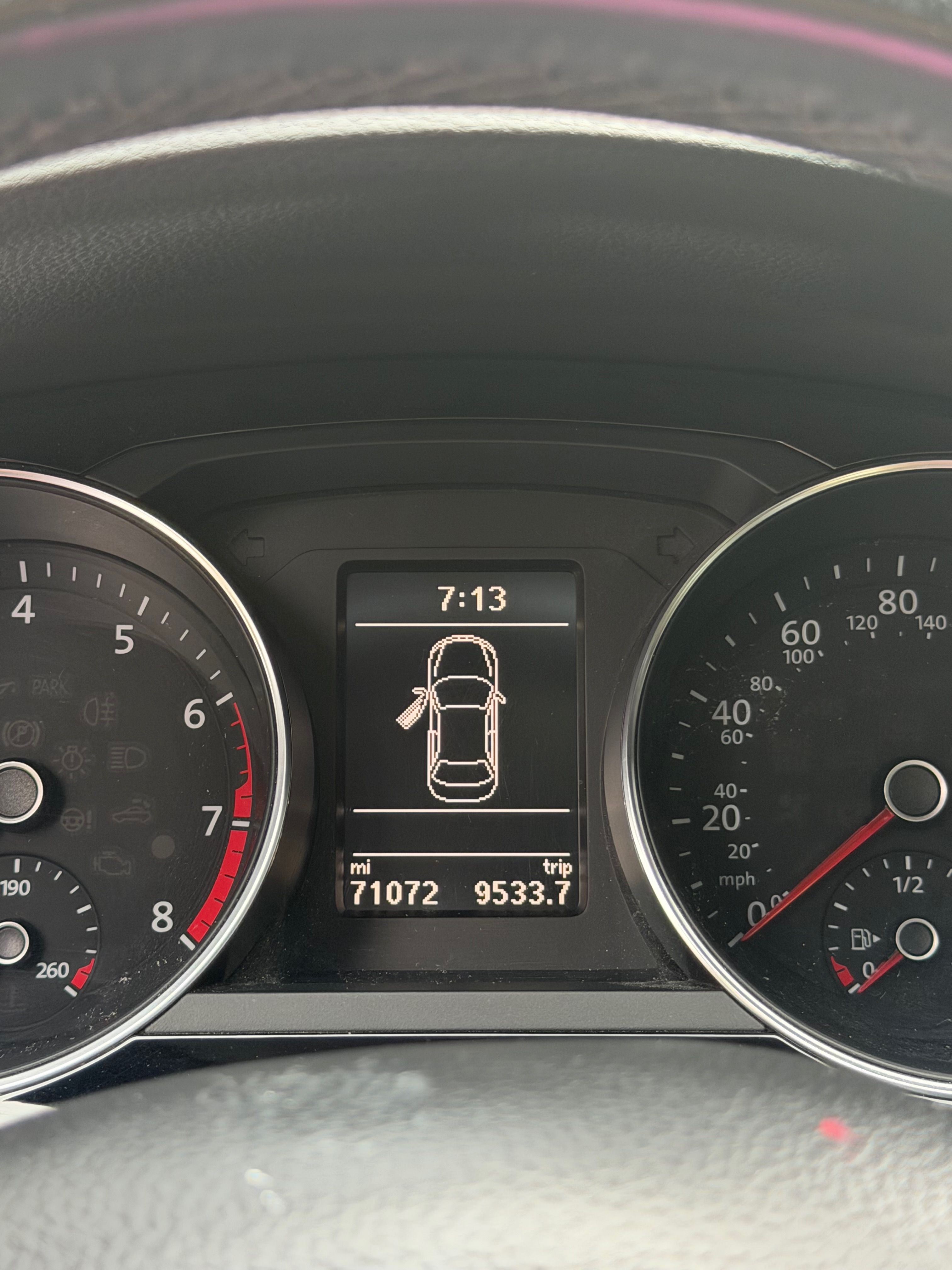 Used 2016 Volkswagen Jetta SEL w/ Lighting Package FWD image 11