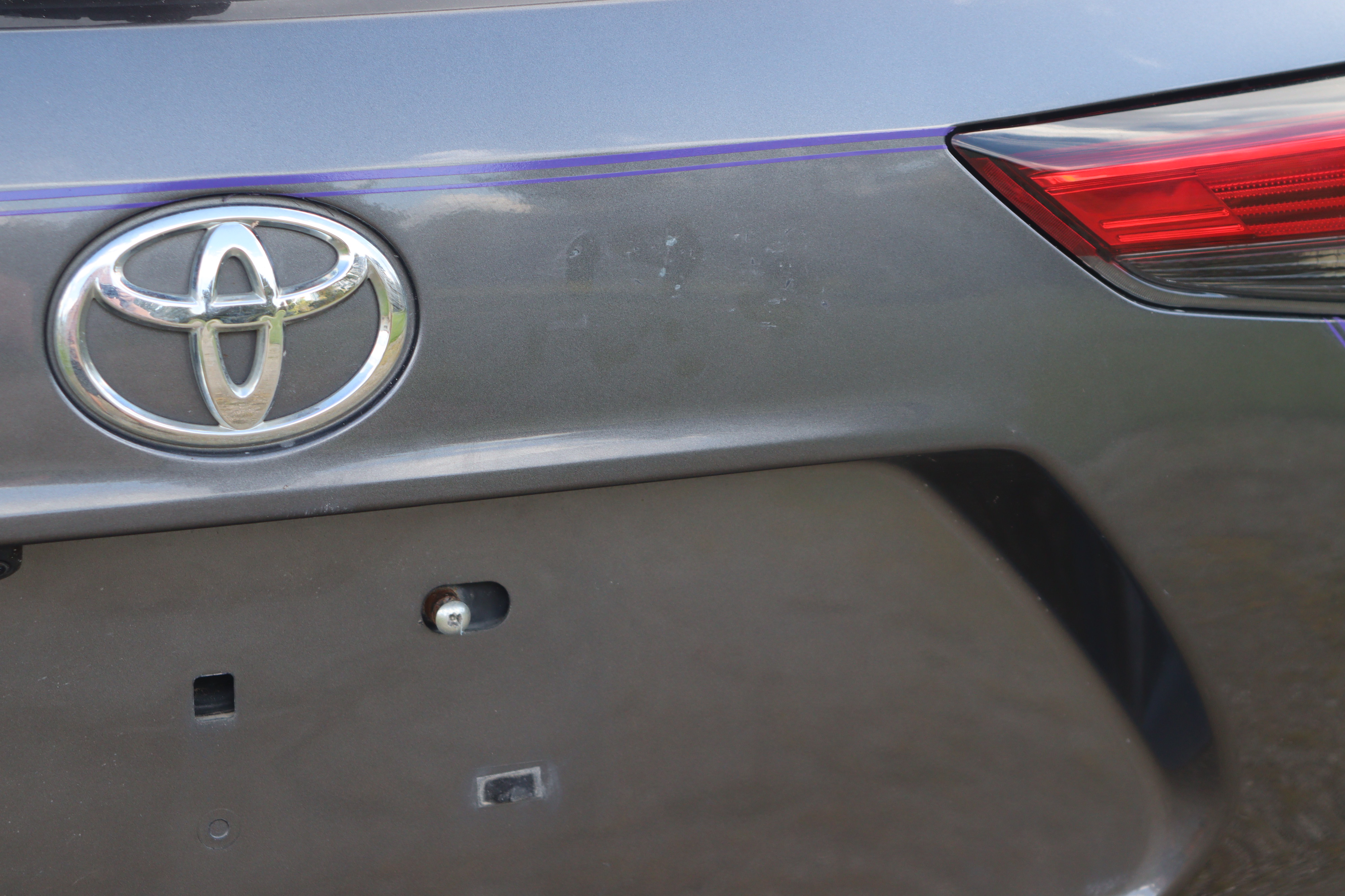 Used 2021 Toyota Highlander XLE AWD/4WD image 10