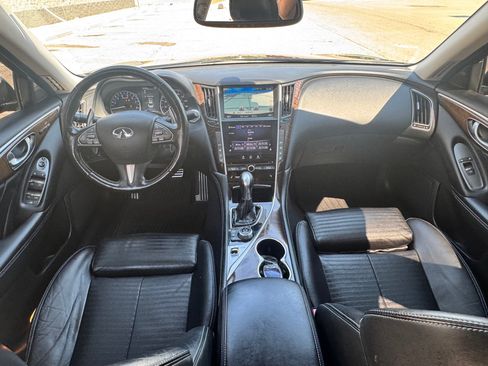 Used 2014 INFINITI Q50 Hybrid AWD w/ Deluxe Technology Package image 12
