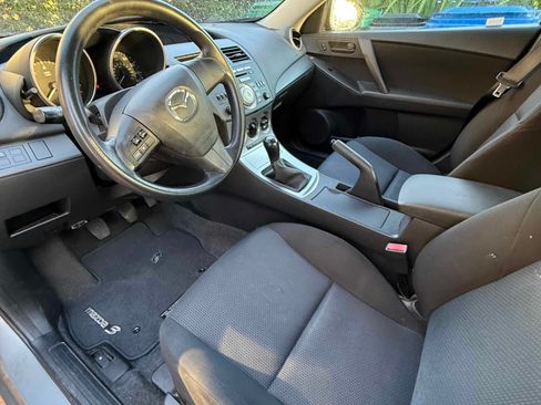Used 2011 MAZDA MAZDA3 i Sport image 9