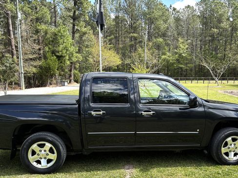 Used 2009 Chevrolet Colorado LT image 2