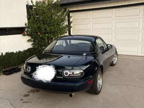 Used 1997 MAZDA MX-5 Miata image 4