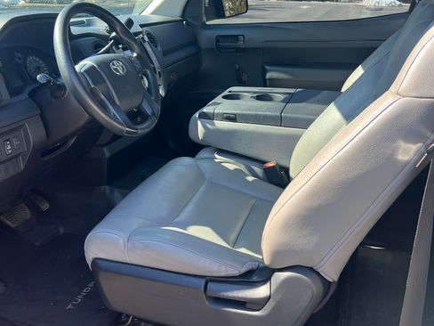 Used 2015 Toyota Tundra SR image 13