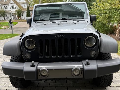 Used 2016 Jeep Wrangler Sport image 10