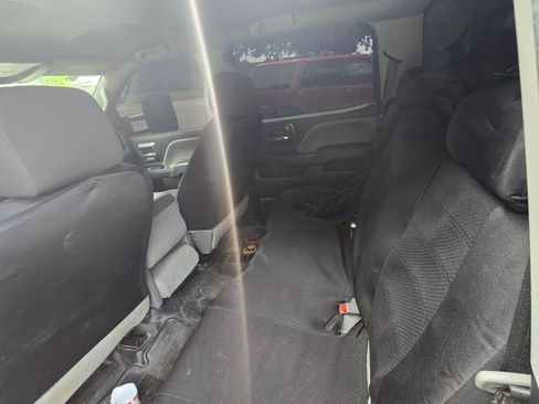 Used 2019 Chevrolet Silverado 3500 W/T image 13