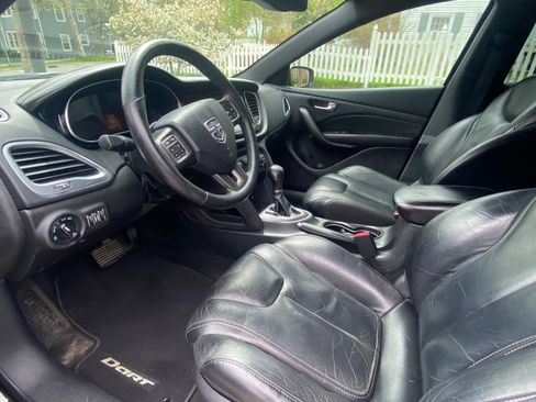 Used 2013 Dodge Dart Limited w/ Technology Group image 9