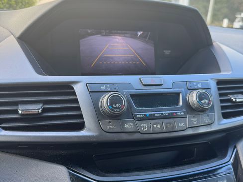 Used 2012 Honda Odyssey EX-L image 12