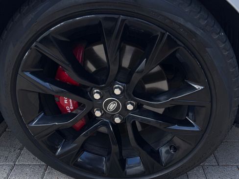 Used 2022 Land Rover Range Rover Sport HST AWD/4WD image 19