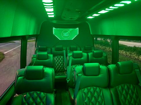 Used 2022 Mercedes-Benz Sprinter 3500 image 16