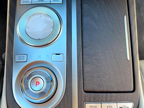 Used 2022 Genesis G80 2.5T w/ Prestige Package image 15