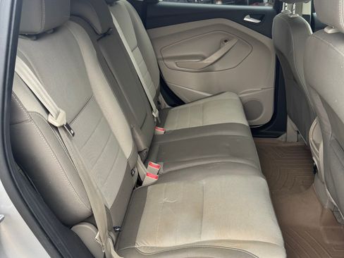 Used 2014 Ford Escape SE image 17