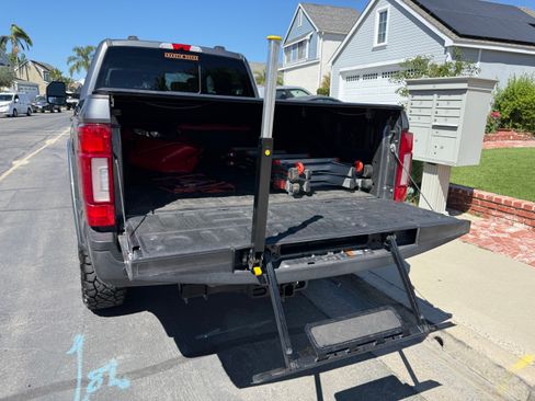 Used 2022 Ford F250 Lariat w/ Tremor Off-Road Package image 11