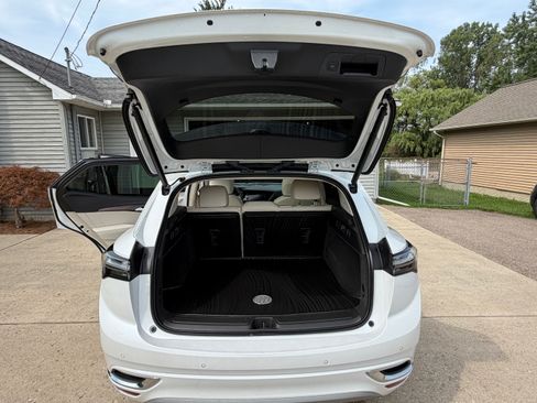 Used 2023 Buick Envision Avenir AWD/4WD image 13