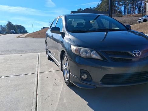 Used 2011 Toyota Corolla S image 5