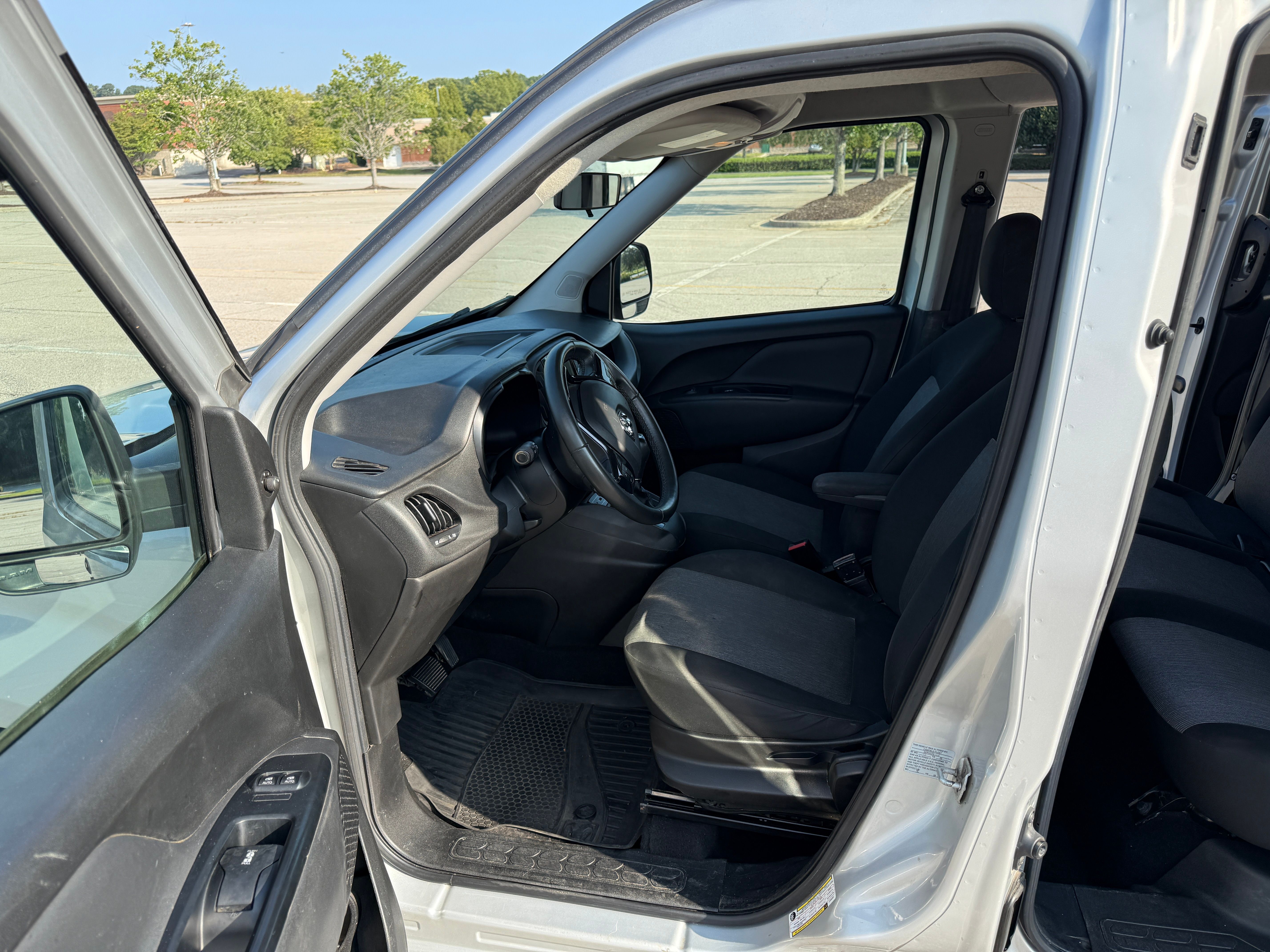 Used 2020 RAM ProMaster City SLT FWD image 13