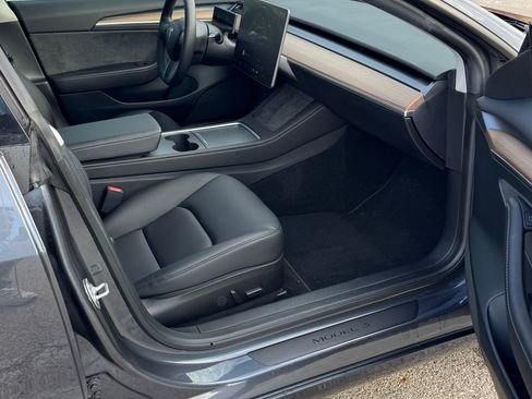 Used 2023 Tesla Model 3 Long Range image 9