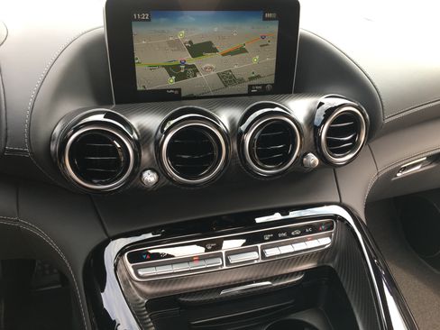 Used 2016 Mercedes-Benz AMG GT S image 2