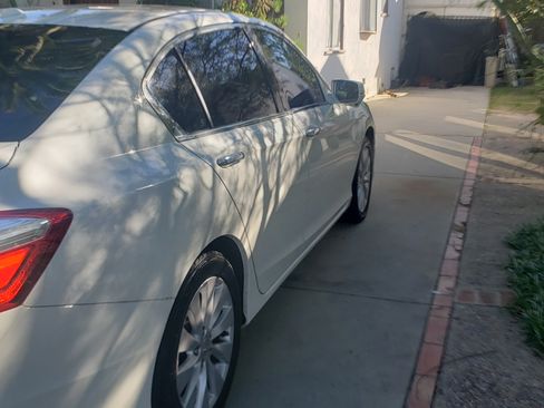 Used 2014 Honda Accord Touring image 14