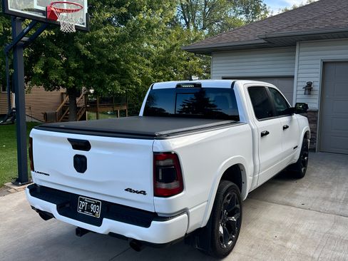 Used 2024 RAM 1500 Limited AWD/4WD image 5