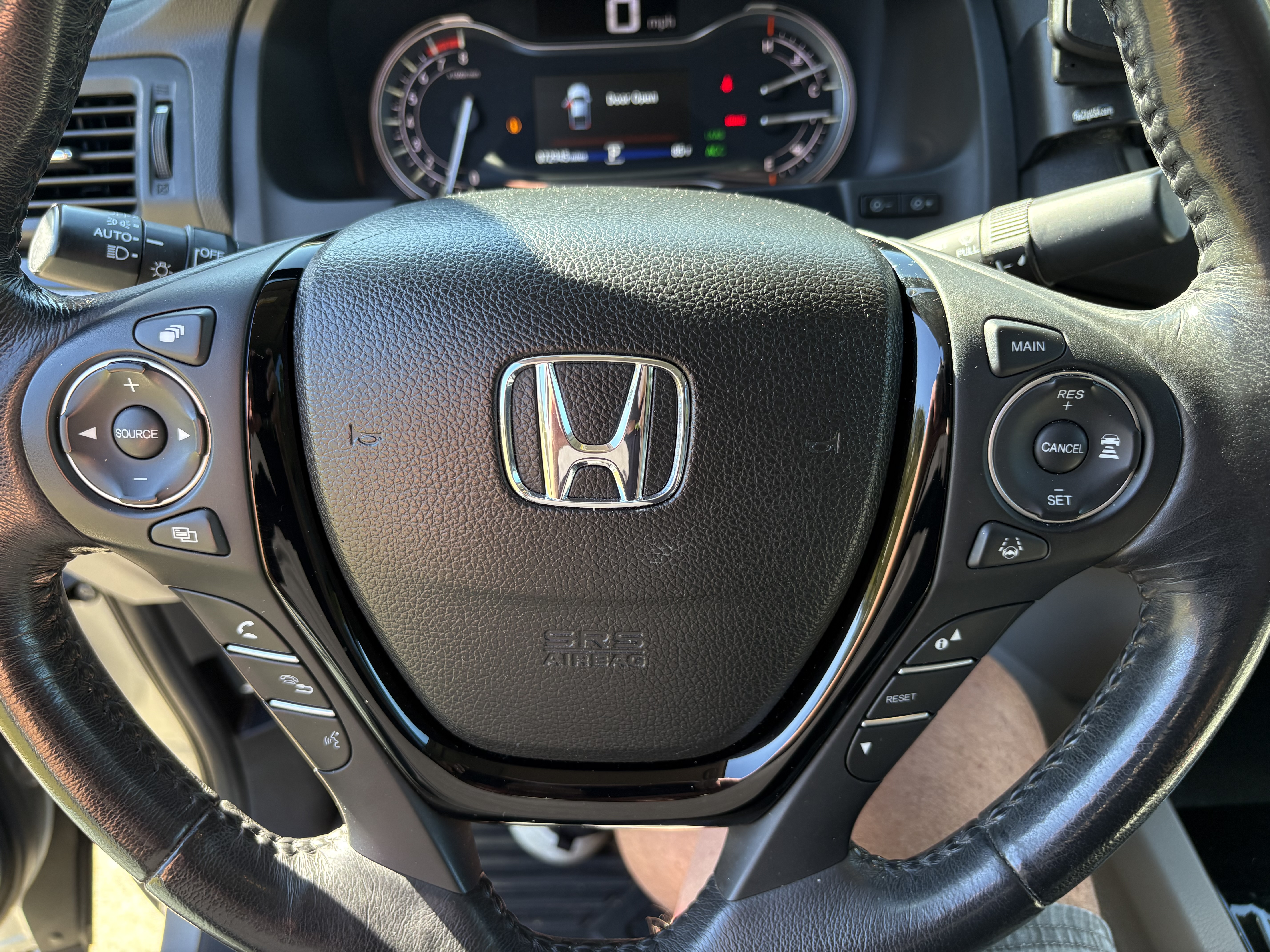 Used 2018 Honda Ridgeline RTL-E image 27