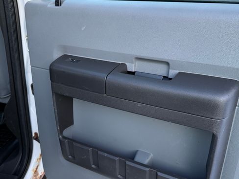 Used 2012 Ford F250 XL w/ PWR Equipment Group image 16