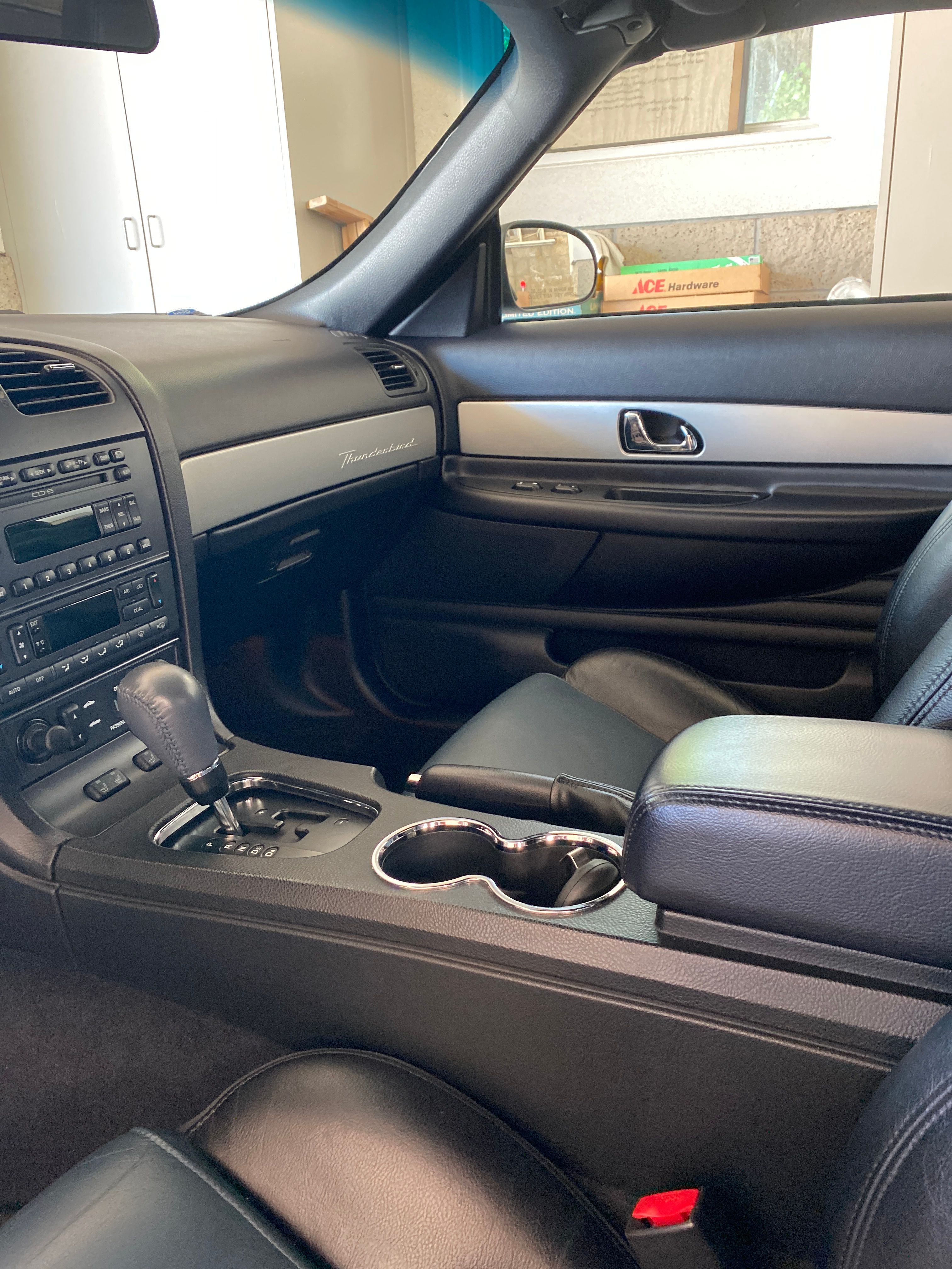 Used 2005 Ford Thunderbird Deluxe RWD image 26