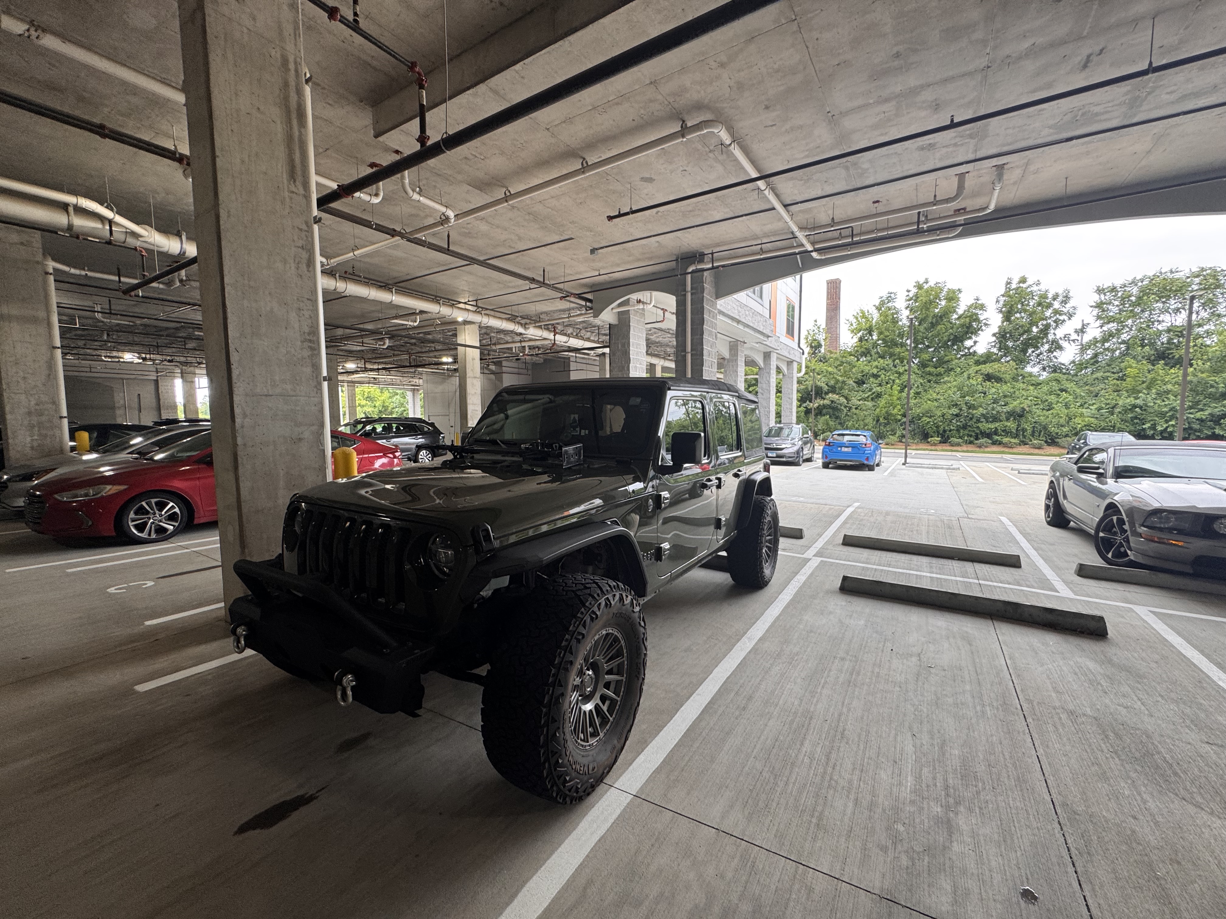 Used 2022 Jeep Wrangler Unlimited Sport AWD/4WD image 5