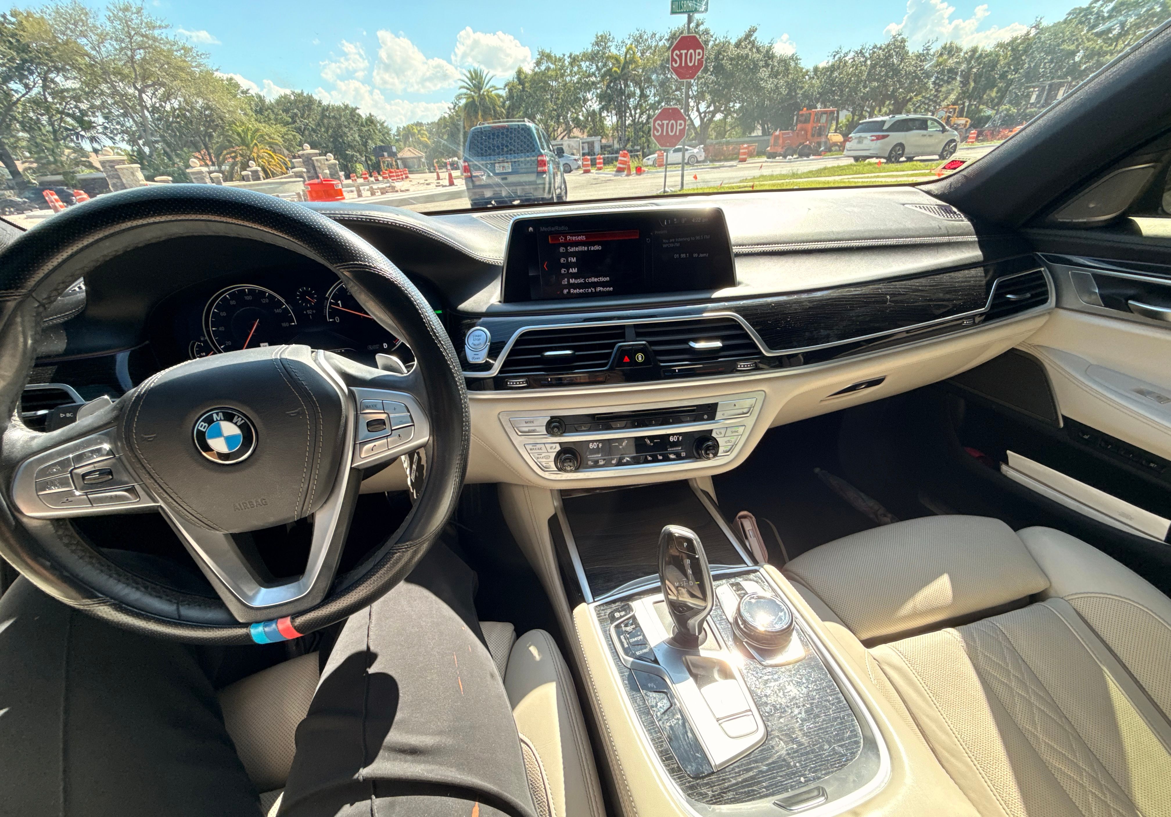 Used 2019 BMW 750i w/ Executive Package RWD image 5