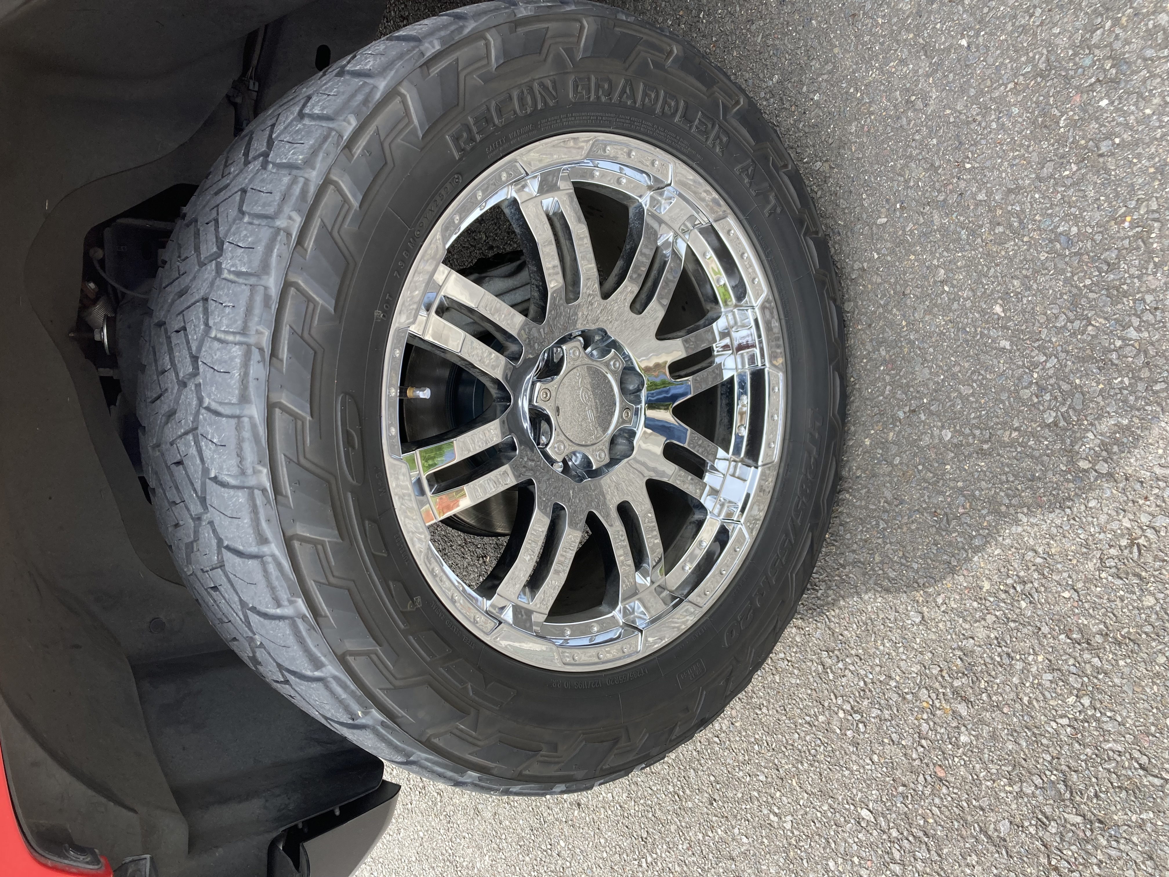 Used 2008 HUMMER H3 Alpha AWD/4WD image 24