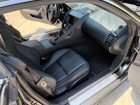 Used 2015 Jaguar F-TYPE R RWD image 14