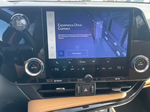 Used 2025 Lexus NX 250 AWD image 22