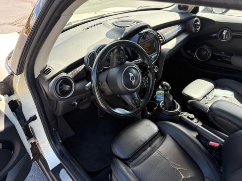 Used 2015 MINI Cooper S FWD image 2