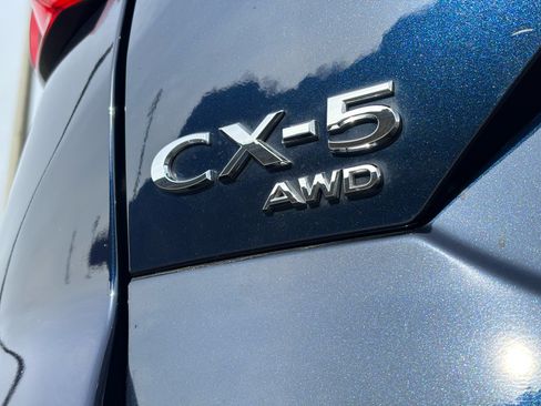 Used 2021 MAZDA CX-5 Touring image 31