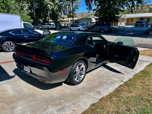 Used 2020 Dodge Challenger GT RWD image 8