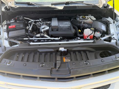 Used 2021 Chevrolet Silverado 1500 RST image 23