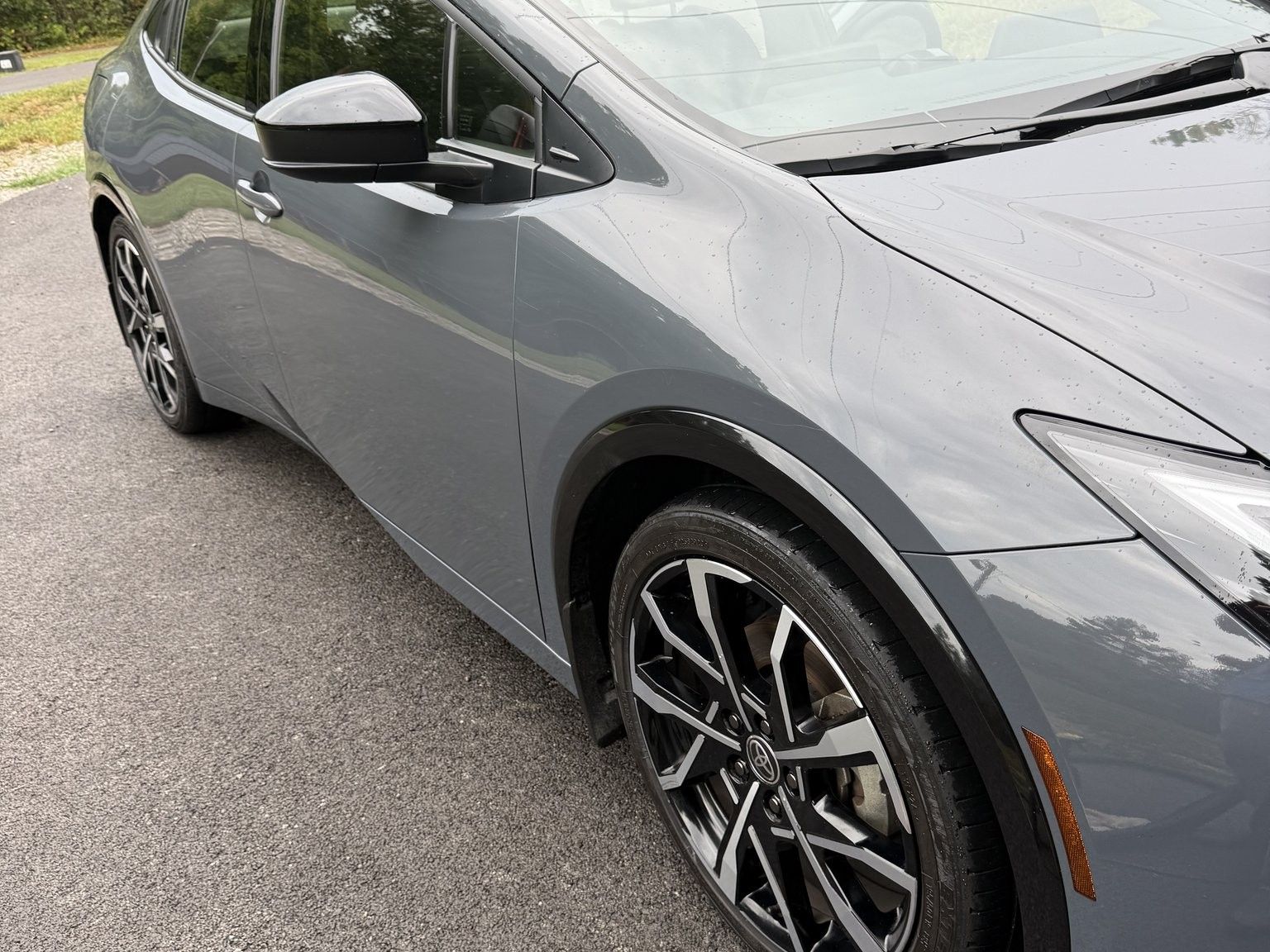 Used 2023 Toyota Prius Prime FWD image 18