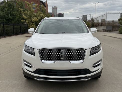 Used 2019 Lincoln MKC Premiere AWD/4WD image 2