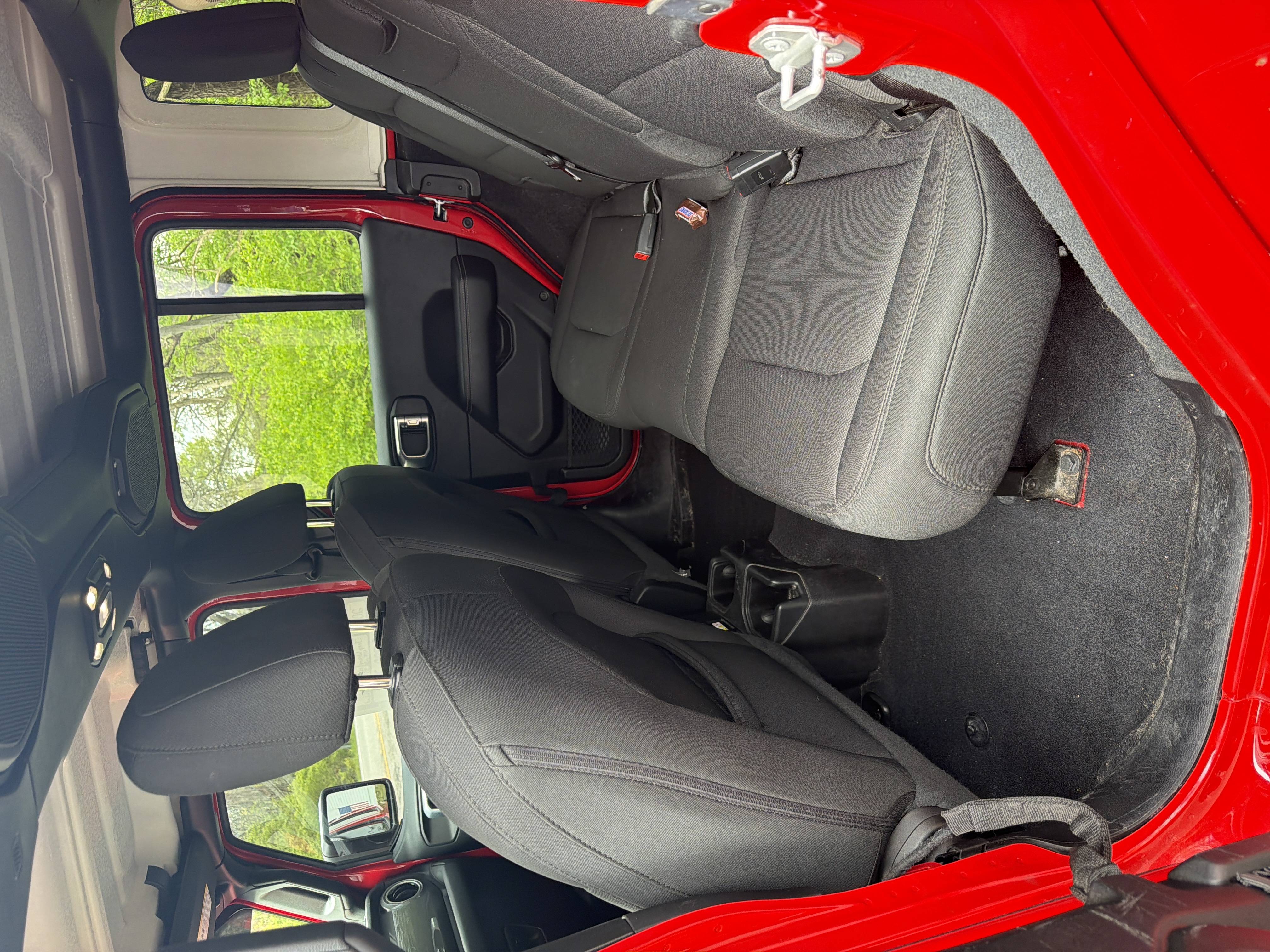 Used 2021 Jeep Wrangler Unlimited Sahara w/ Uconnect 4C Nav & Sound Group AWD/4WD image 14